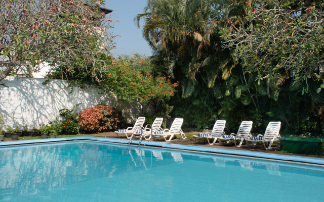 Queens Kandy - 160 Years of Heritage & Luxury Hotel