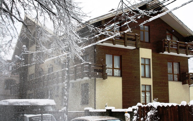Dacha Na Berezovoi Apartments