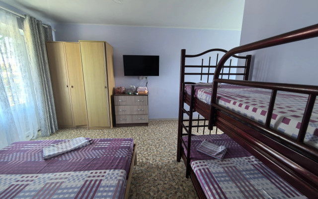 Zhdyom Gostey Guest house