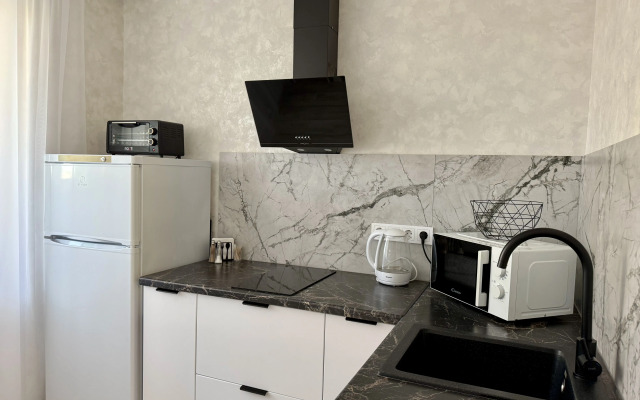 Квартира возле стадиона Нефтяника