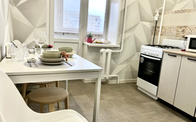 Квартира Просторная с Балконом на Строителей 2