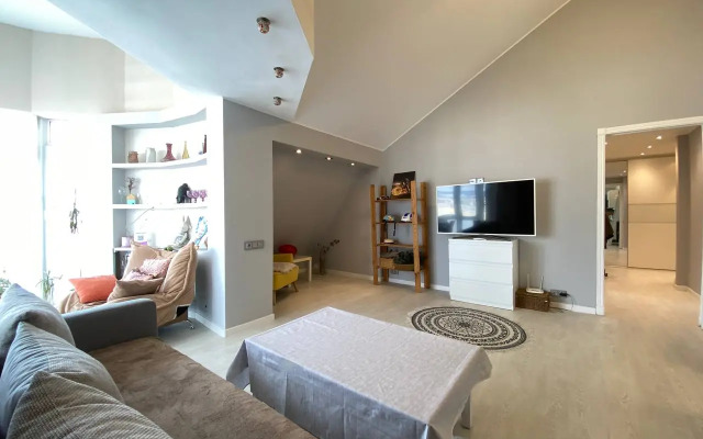 Na Prospekte Mira 267b Flat