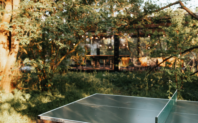 Поляна Глэмпинг, 1-я линия моря (12+)