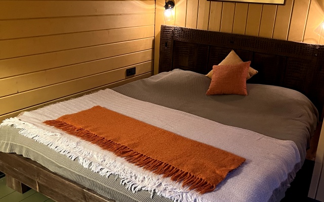 Domik V Lesu Guest House