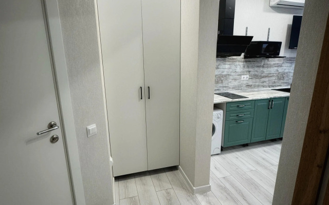 S Balkonom I Vidom Na More Apartment