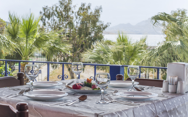 Chronos Beach Otel
