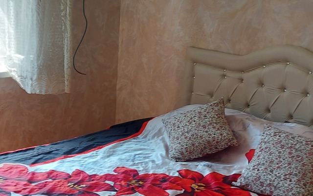 Kvartira U Berega Chyornogo Morya Apartments