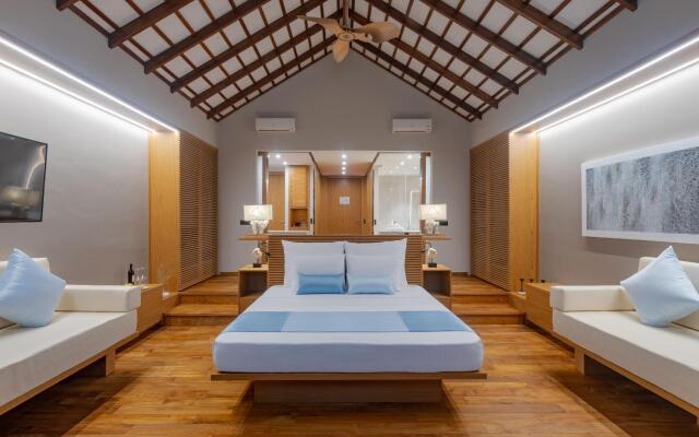 Cinnamon Velifushi Maldives Hotel