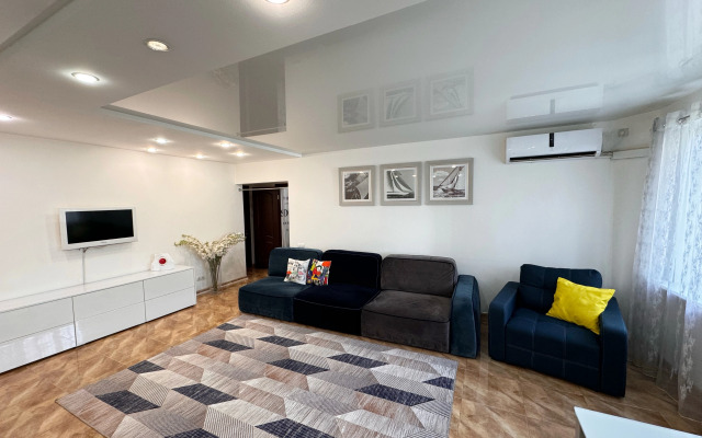 Апартаменты Большие 2-х комнатные с видом на Волгоград