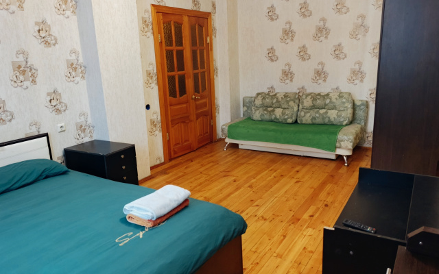 Квартира на проспекте Карла Маркса 25