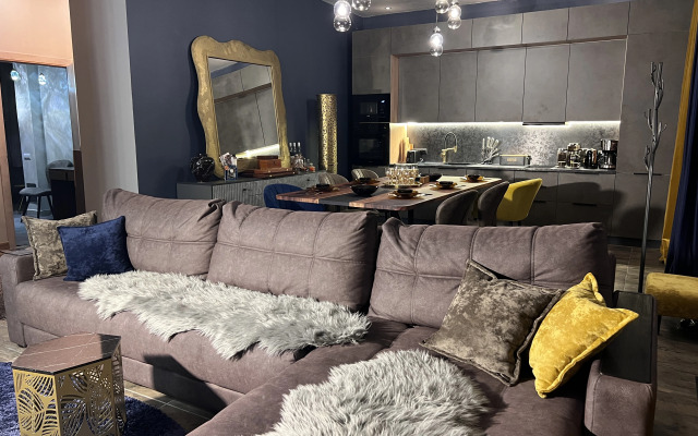 Persia Apartments