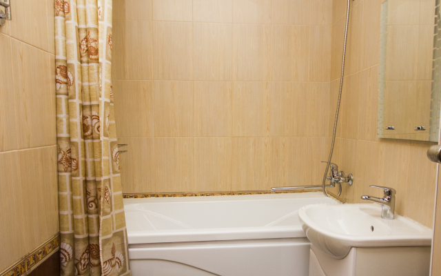 #201 U Trts Voyazh Apartments