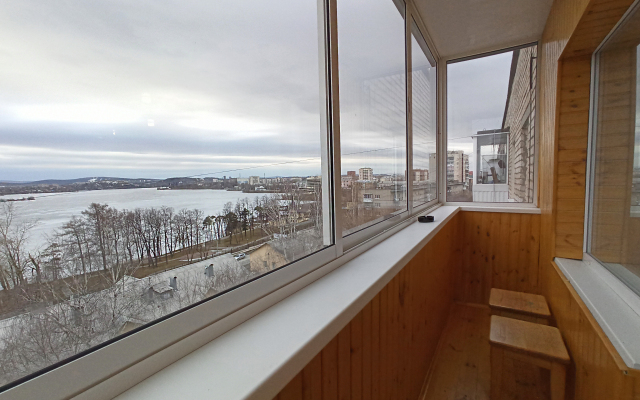 Квартира тихая в центре города с шикарным видом на городские пейзажи