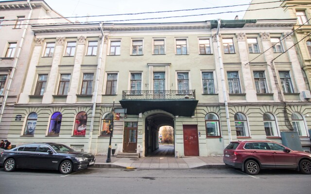 Апартаменты Тихая квартира у Аничкова моста