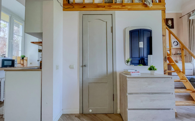 Studiya Green FOX v samom tsentre Astrakhani Flat