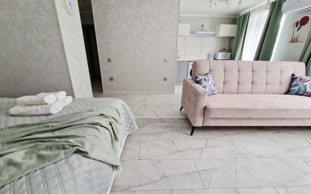 Na Teatralnoy Ulitse Tsentralny Skver Flat