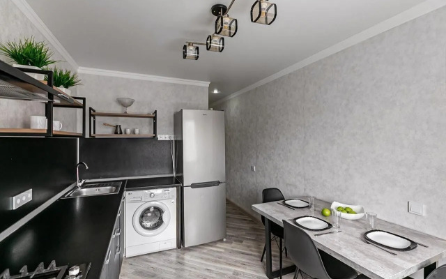 Na Ulitse Osipenko 5 Flat
