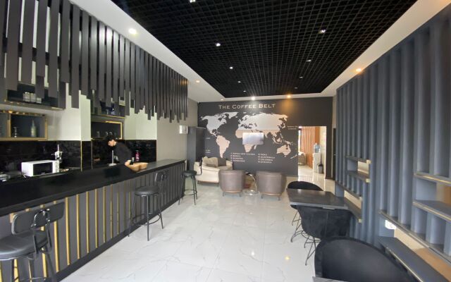 Continental Airport Hotel