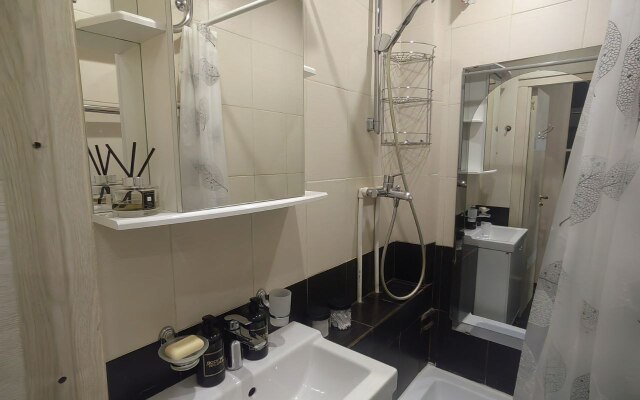 Uyutnaya Studiya Dlya Dvoikh Flat