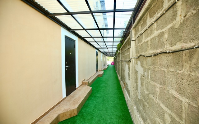TK's House Guest House