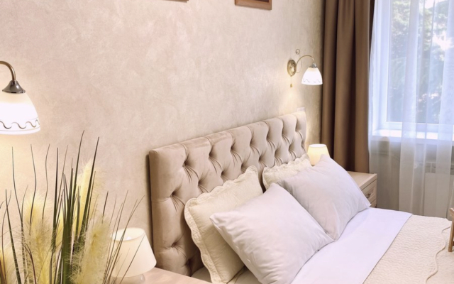 Milaya Dvushka Na Tsvetnom Bulvare Flat