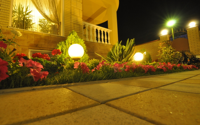 Astoriya Guest house