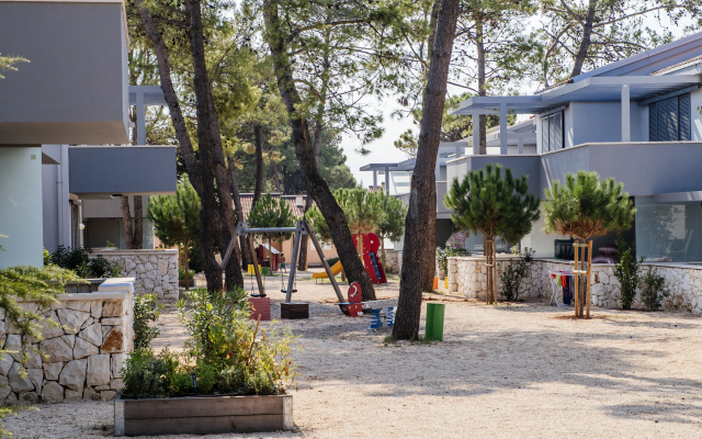 Zaton Holiday Resort Apart Hotel