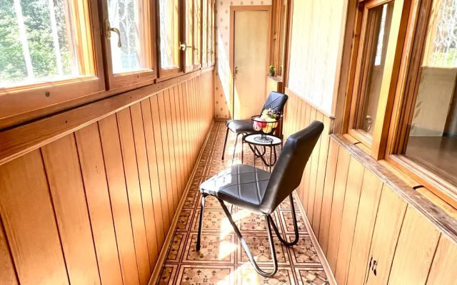 Retro na Auezova Flat