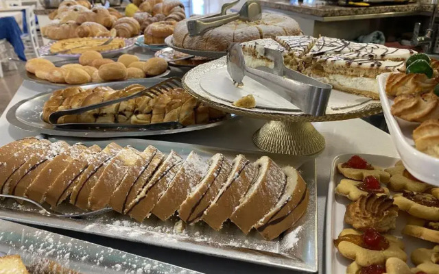 Отель Nanni Garni