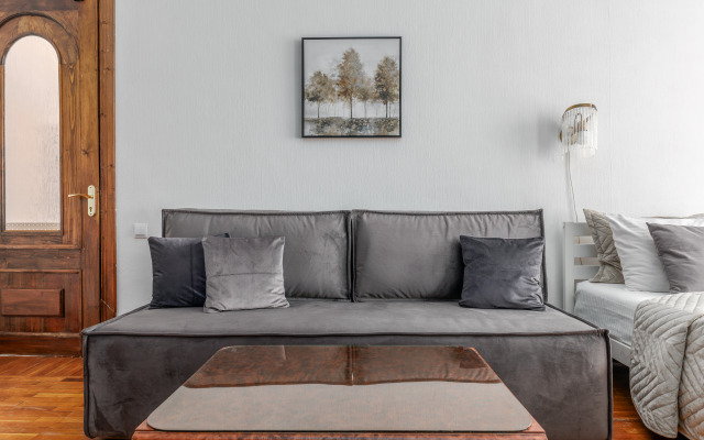 Апартаменты 3 спальни на Мойке