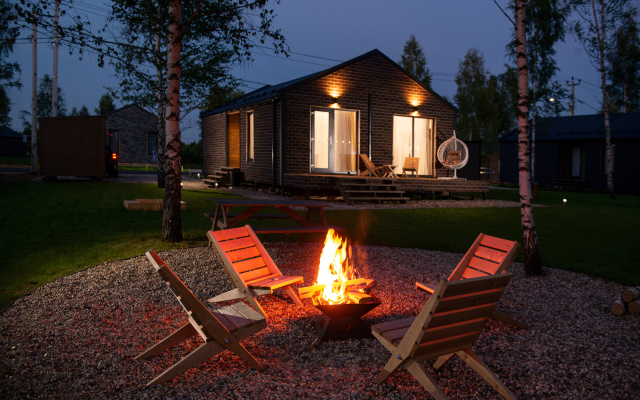 Simple Life Home 376 Private House