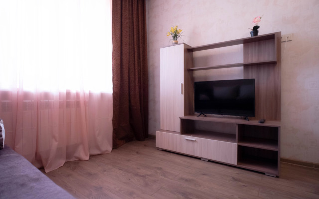 Апартаменты просторная однушка в отличном районе