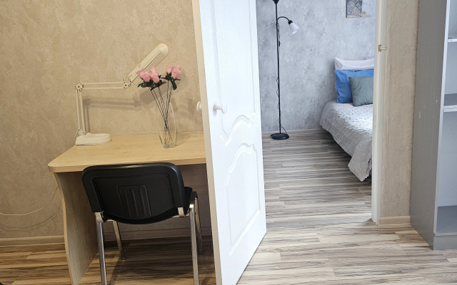 Dvukhkomnatnaya  U Razliva V Sestroretske Flat