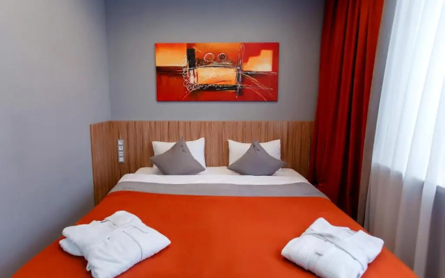 Отель Mildom Premium