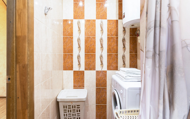 V Tsentre Goroda Oktyabryskiy Prospekt 29 Flat