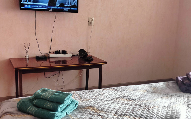 Квартира Двухкомнатная 6-й микрорайон