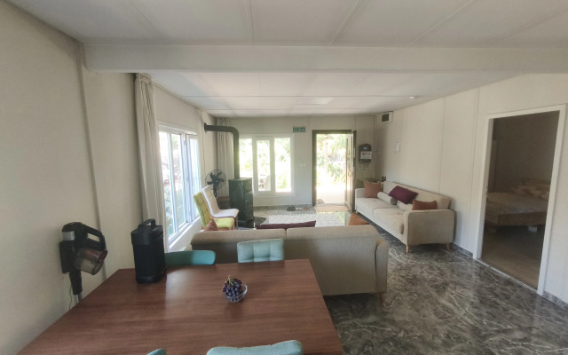 Mürteza Çam Private house