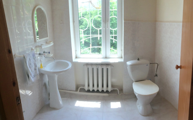 V Gorakh Dlya Semeynogo Otdykha Private House