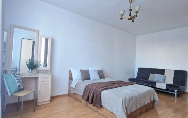 Квартира на Улице Старых Большевиков 3