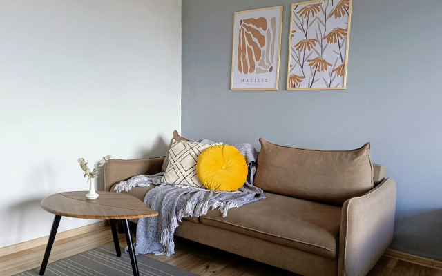 Апартаменты Высота с панорамным видом на город с 13 этажа