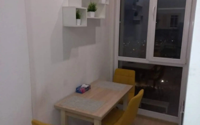 Квартира на Улице Прапорщика Комарова 58