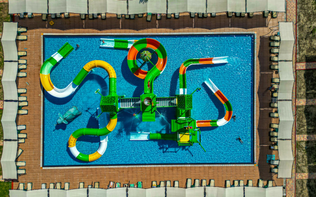 Grand Cortez And Spa Resort