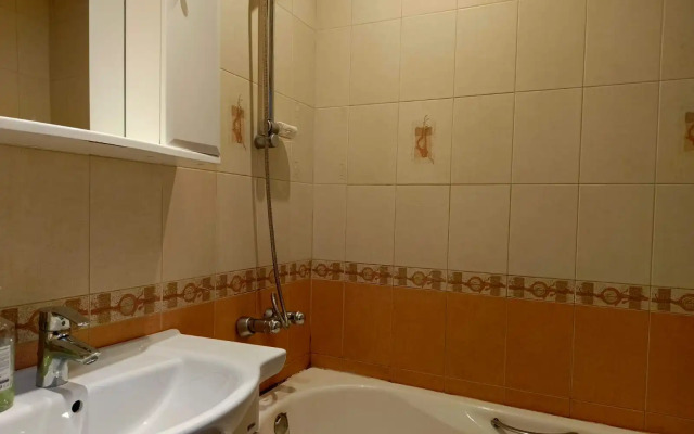 2Kkv Na Dybenko Flat