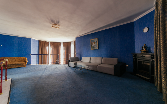 385 M2 Private house