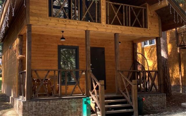Alan Cottage Eco-hotel