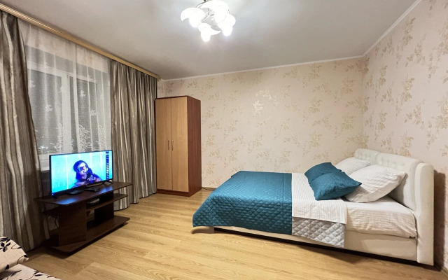 Na Naugorskom Shosse 76 Flat