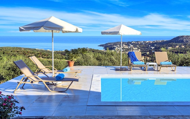 Вилла Cretan Family Villa Heated Pool