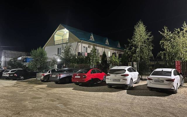 Berezka Guest House