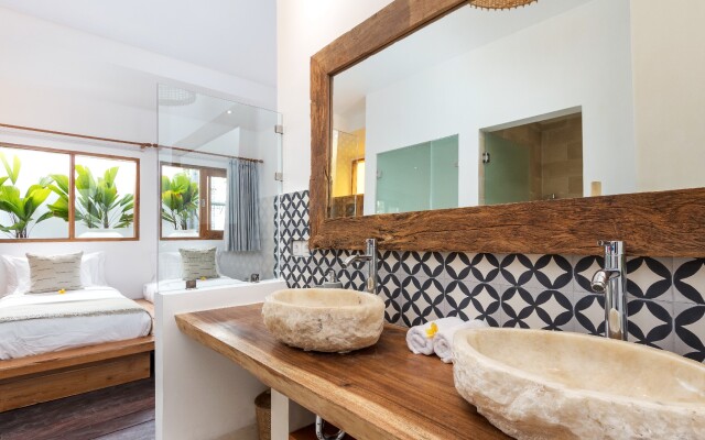 Villa Metisse by Villa Finder