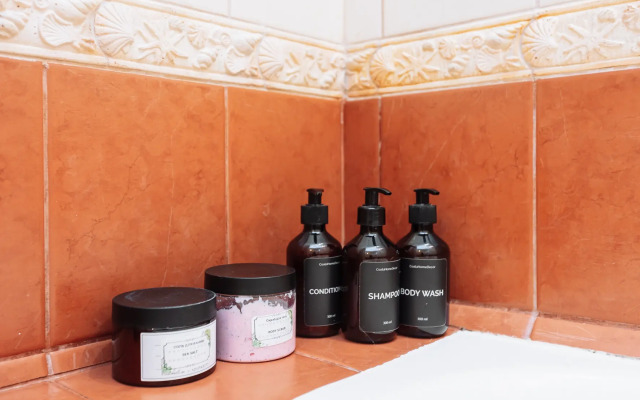 Апартаменты Малкова на Земельной